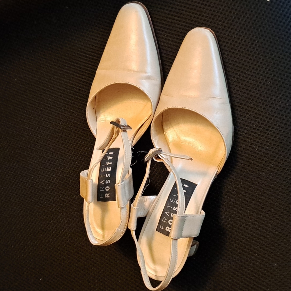 Fratelli Rossetti slingback pumps, cream color, size 36 (6 US)